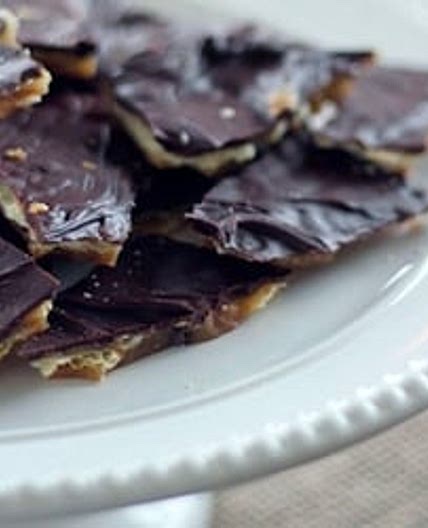 Christmas Crack {AKA Saltine Toffee Candy}