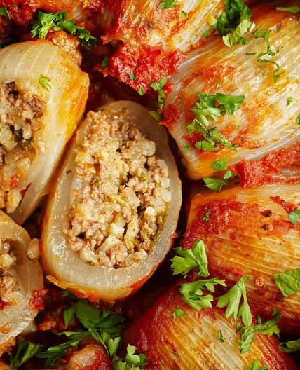Greek Stuffed Onions (Salantourmasi)
