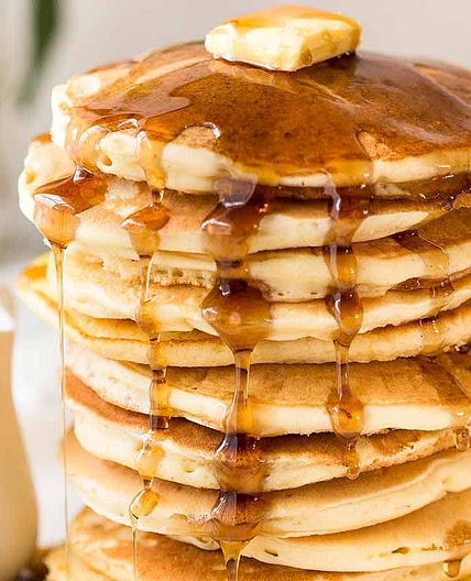 Simple, Fluffy Pancakes