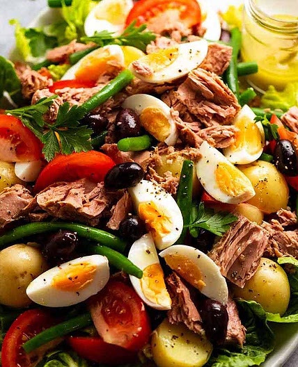 Nicoise Salad (French salad with tuna)