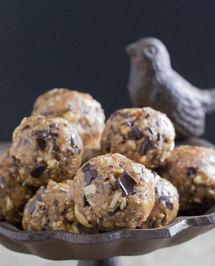 Chocolate Peanut Butter Energy Balls