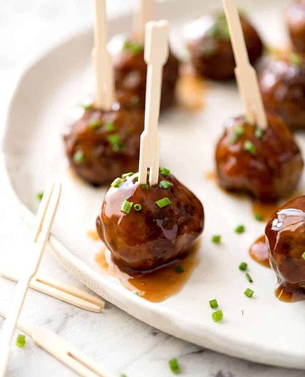 Cocktail Meatballs with Sweet & Sour Dipping Sauce