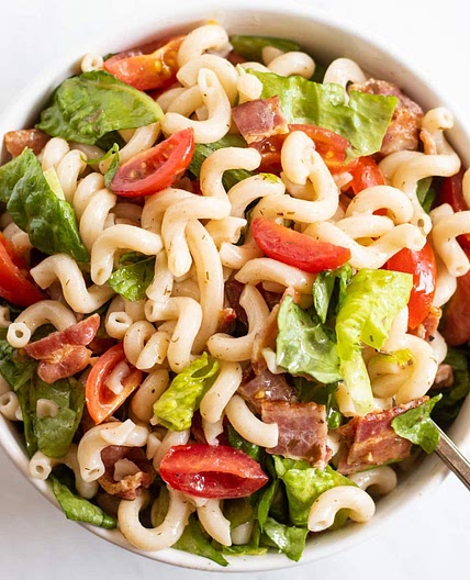 Low FODMAP BLT Pasta Salad