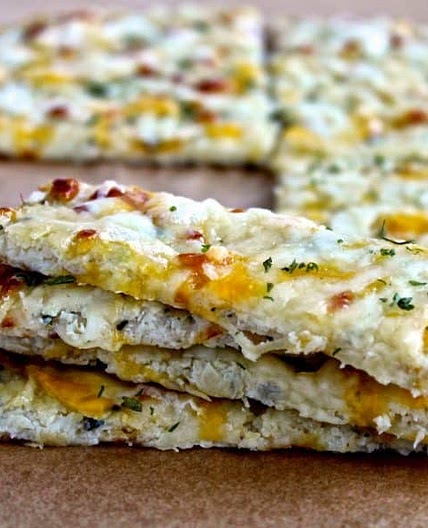 Cheesy Cauliflower Bread (Low Carb, Keto)