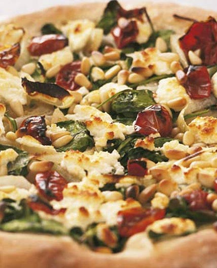 Goat's cheese and spinach pizza recipe