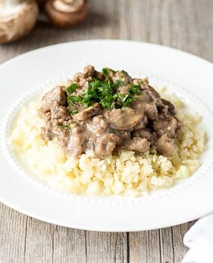 20-Minute Paleo Ground Beef Stroganoff