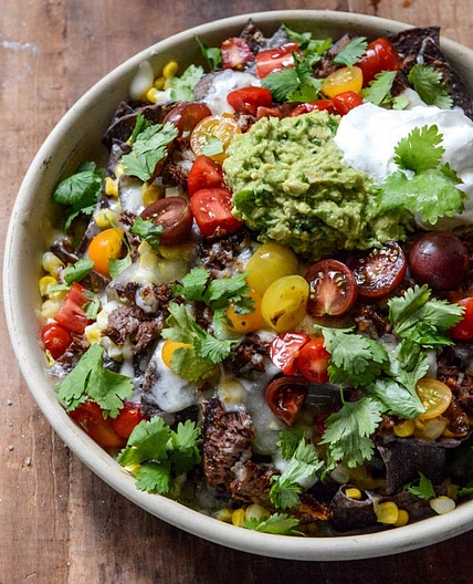 Crockpot Carne Asada Nachos