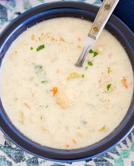 Crock Pot Cheesy Cauliflower Soup