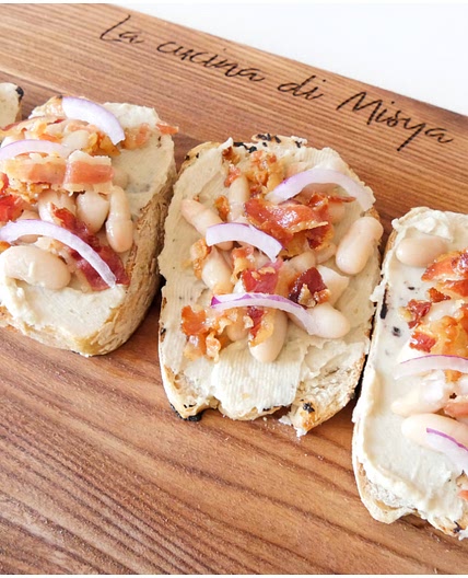 Bruschette con fagioli