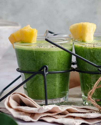 Pineapple and Spinach Smoothie