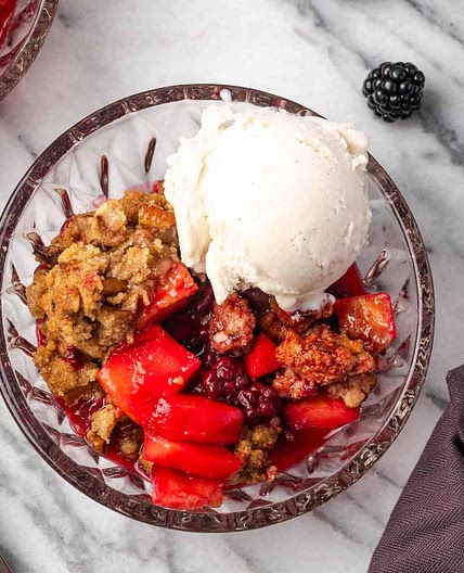 Apple and Blackberry Crumble