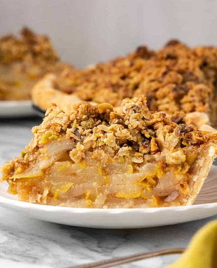 Pear Crumble Pie