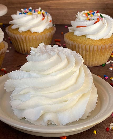 Classic Bakery White Frosting Recipe