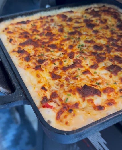 Pizza Oven Crab Rangoon Dip