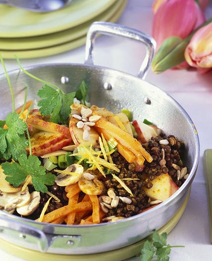 Linsen-Gemüsepfanne mit Champignons