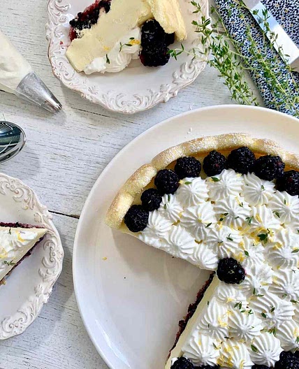 Charlotte Russe Cake