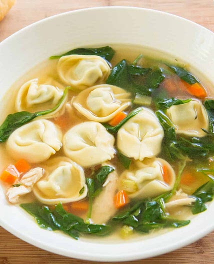 Spinach Tortellini Soup with Chicken