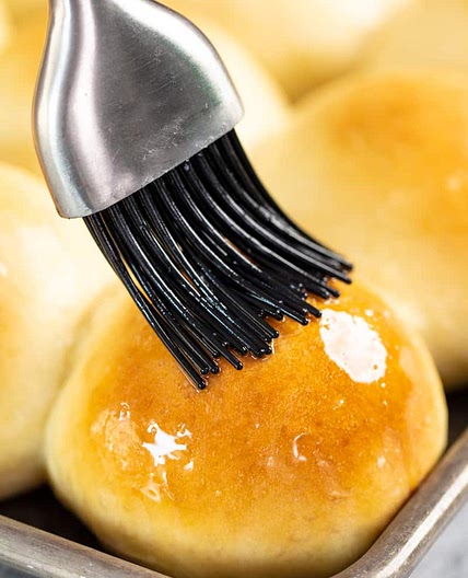 The Best Homemade Dinner Rolls Ever!