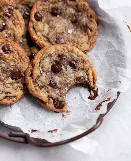 Soft and Chewy Banana Chocolate Chip Cookies