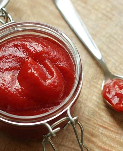 Homemade Ketchup in Just 5 Minutes!