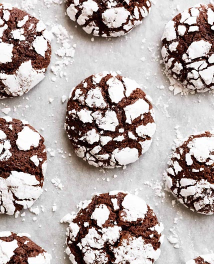 Best Fudgy Chocolate Crinkle Cookies