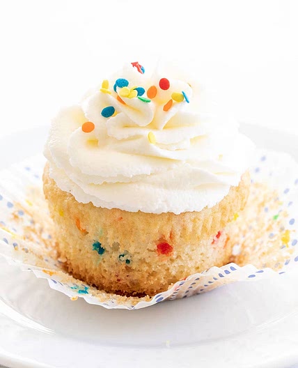 Homemade Gluten Free Funfetti Cupcakes Recipe