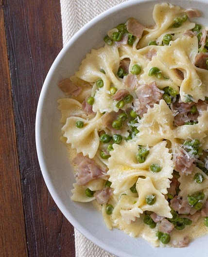 Farfalle with Peas, Ham, and Cream