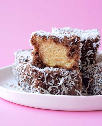 Easy Homemade Lamingtons