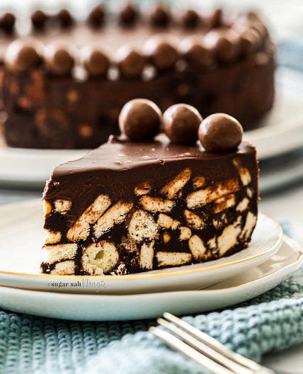 No Bake Chocolate Fridge Cake