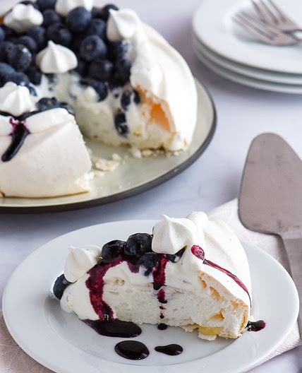 Blueberry Pavlova