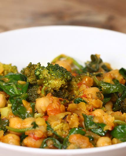 One-pot Chickpea Curry (Under 300 Calories) Recipe by Tasty