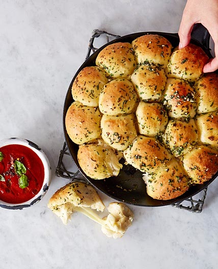 Cheesy garlic dough balls