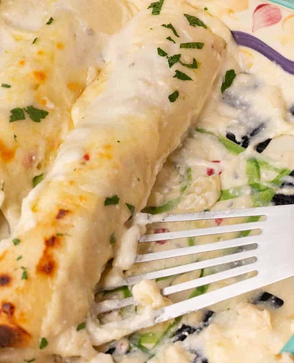 Sour Cream Chicken Enchiladas