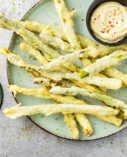 Asparagus tempura