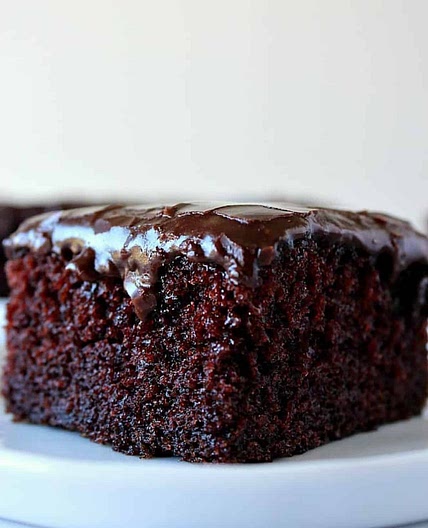 One-Bowl Chocolate Cake Recipe