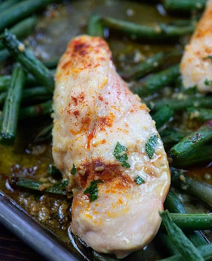 Sheet Pan Chicken and Green Beans