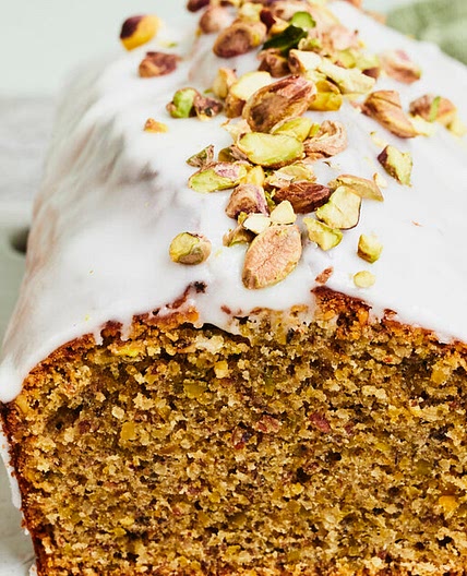 Pistazienkuchen - einfach & so saftig!
