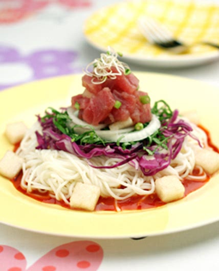 참치회무침비빔국수