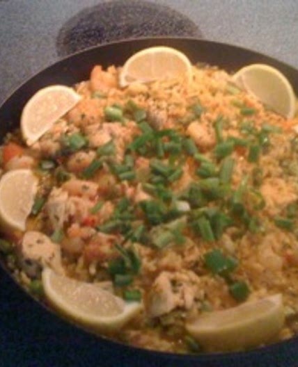 Spanish Paella (with Chicken and Seafood)