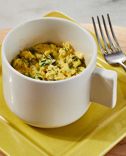 Spinach & Feta Mug Scrambled Eggs