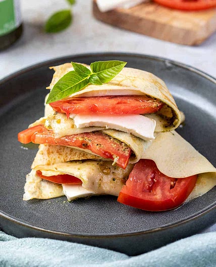 Caprese Crepes