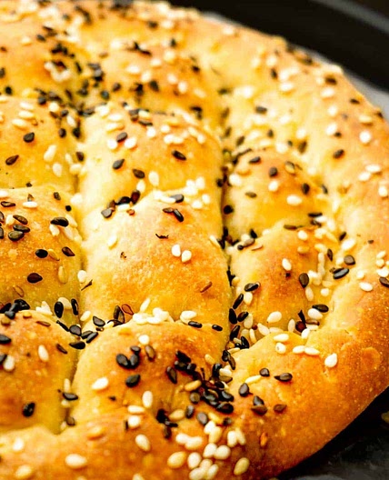 Turkish Bread (Easy No-Knead Recipe)