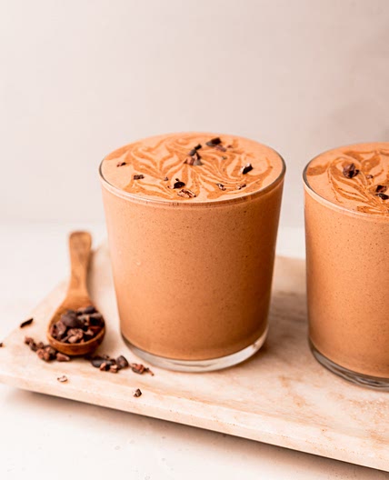 Chocolate Sweet Potato Smoothie (Vegan)