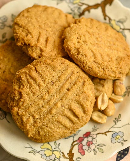 Keto Peanut Butter Cookies (Almond Flour)