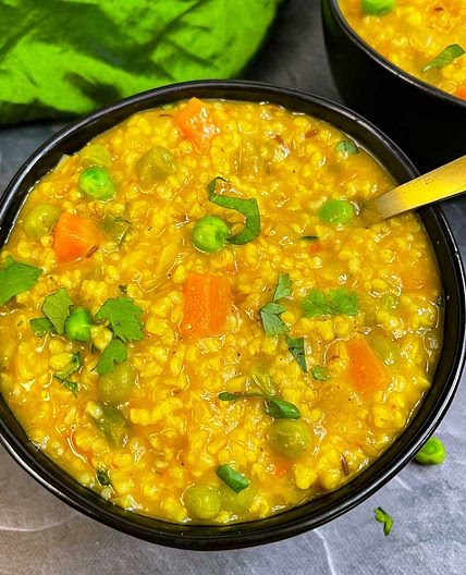 Indian Masala Oats (Savory Oatmeal)