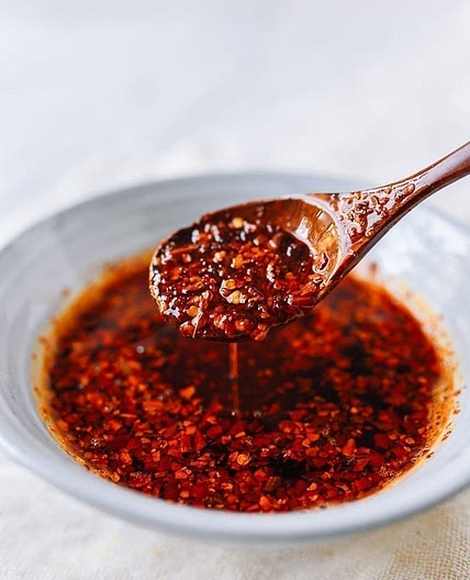 How to Make Chili Oil