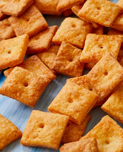 Homemade Cheez-Its