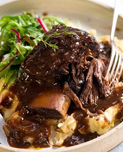 Braised Beef Short Ribs in Red Wine Sauce