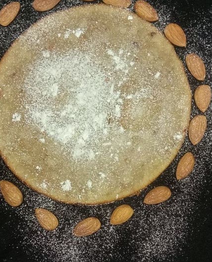 बनाना मावा केक (Banana Mawa Cake Recipe In Hindi)