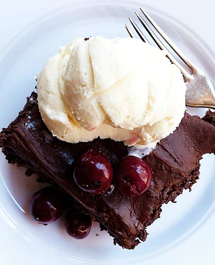 4-Ingredient Chocolate Cherry Cake